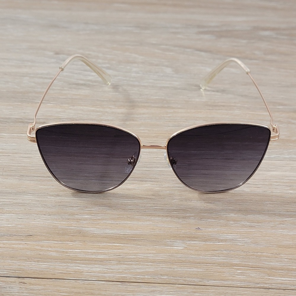 Steve Madden Womens Cat Eye Sunglasses Rose Gold Metal Frame Smoke Gradient Lens - Picture 1 of 7